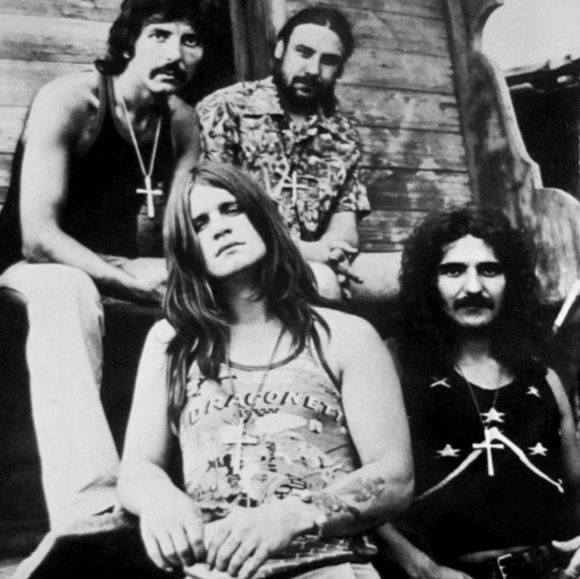 Black Sabbath Paranoid Album Heavy Metal Shirt - Picture 3 of 4